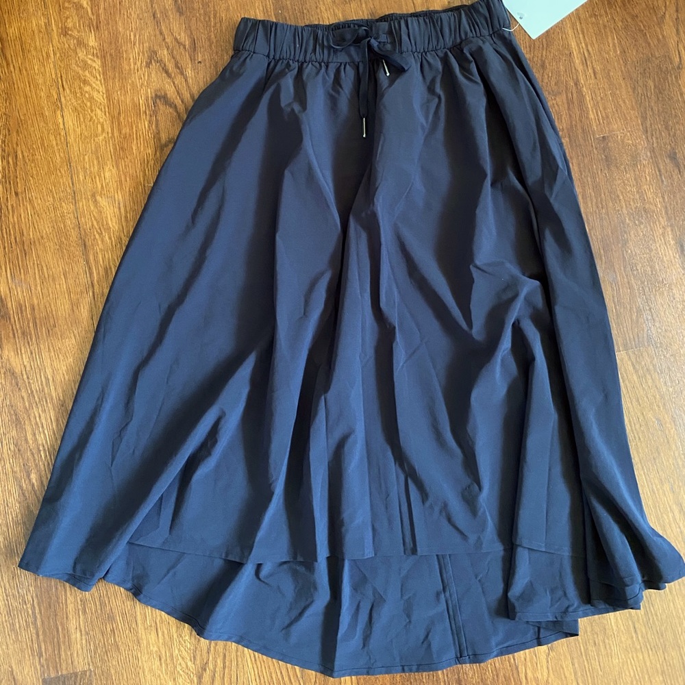 NWT Time to flounce skirt